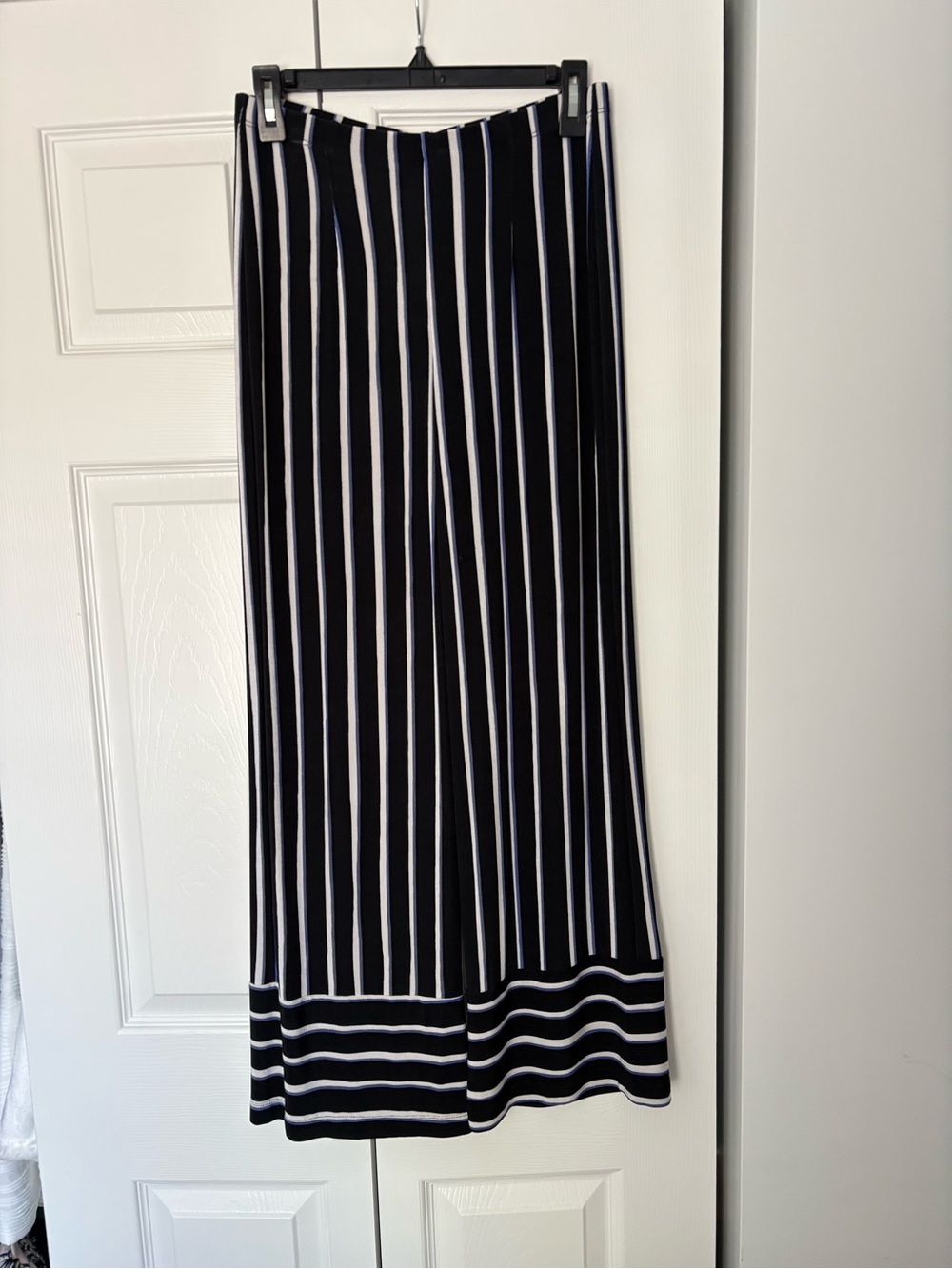 Women's Black and White Vertical Stripe Wide-Leg Pants